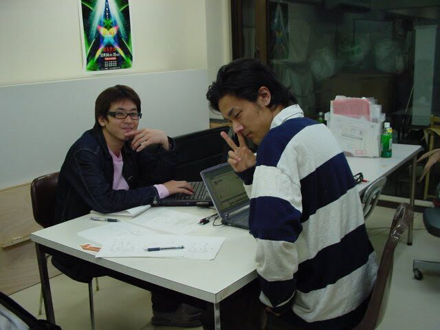 大学院時代の現チームラボ取締役の堺大輔さん(左)と猪子寿之さん(右)